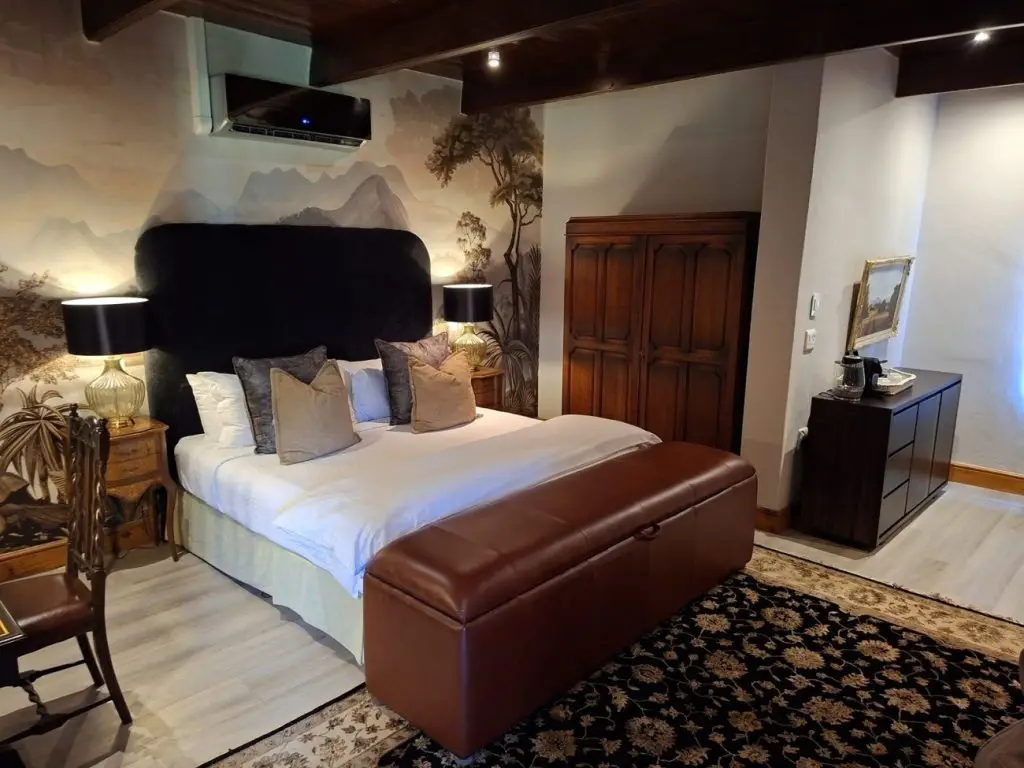 Elegant bedroom with vintage decor.